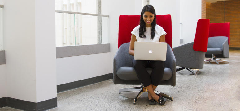 Second-year mechanical engineering student Manpreet Deol values the Schulich School’s emphasis on individualized learning and teamwork. 